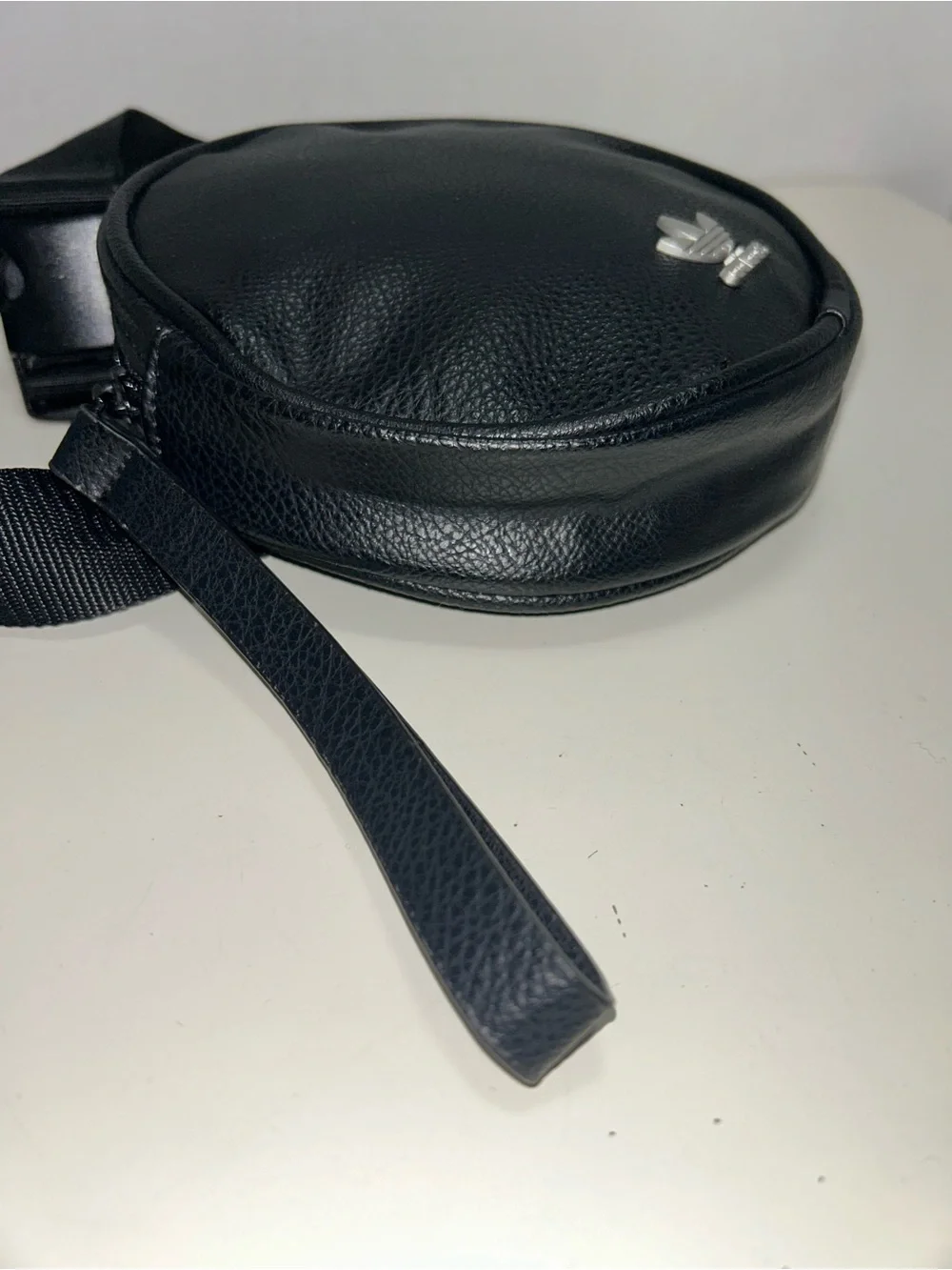 Adidas Originals Black Faux Leather Circle Waist Pack Wristlet Trefoil Logo